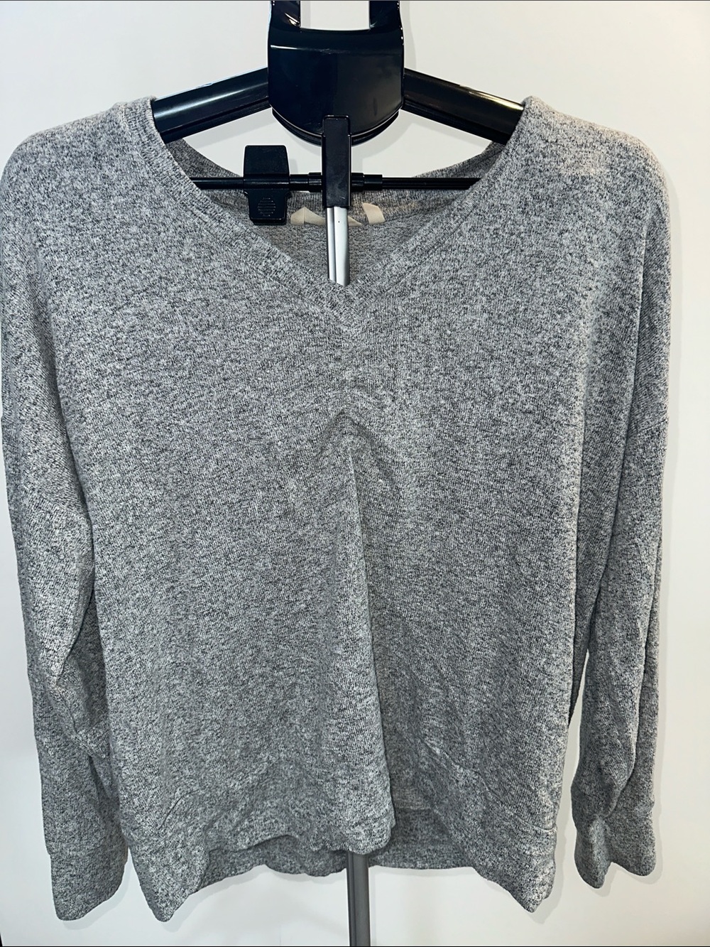 Soft Surroundings Heather Gray V-Neck Lightweight Pullover